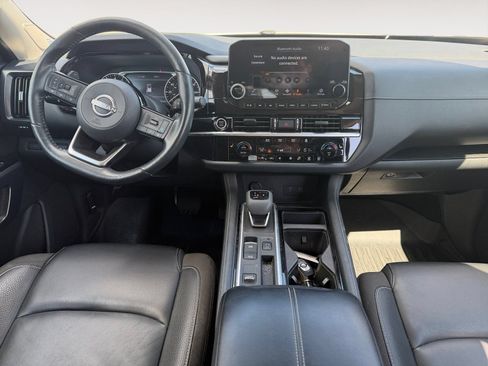 Used 2023 Nissan Pathfinder SL w/ SL Premium Package FWD image 10
