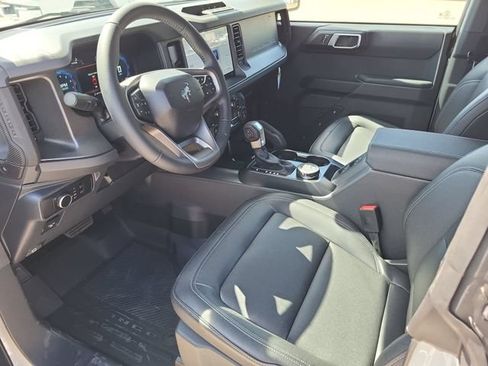 New 2026 Ford Bronco Big Bend w/ Black Diamond Package AWD/4WD image 13