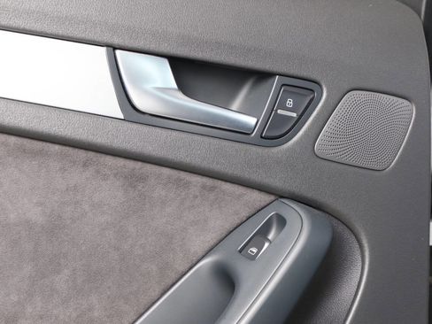 Used 2010 Audi S4 Premium Plus image 33