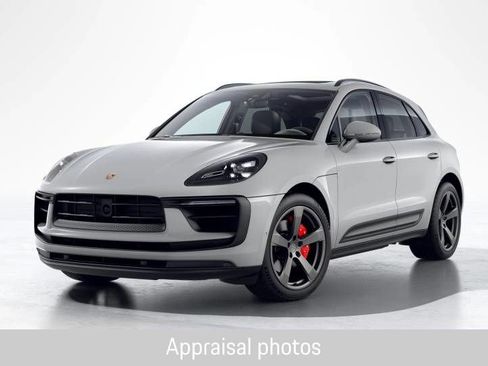 Certified 2024 Porsche Macan S AWD/4WD image 1