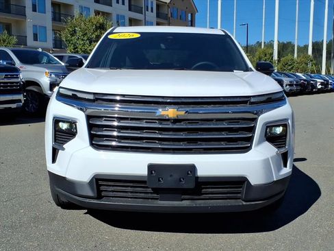 New 2026 Chevrolet Traverse LT w/ Driver Confidence Package image 32