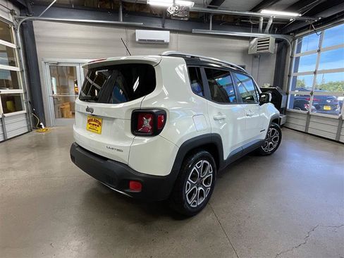 Used 2016 Jeep Renegade Limited FWD image 5