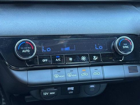 New 2025 Hyundai Elantra Sport image 16