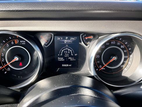 Used 2021 Jeep Wrangler Unlimited Sport image 24