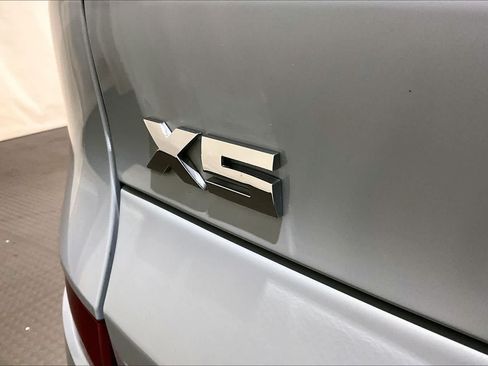 Used 2025 BMW X5 M60i w/ Climate Comfort Package AWD/4WD image 9