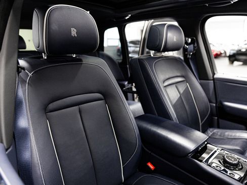 Used 2020 Rolls-Royce Cullinan image 40