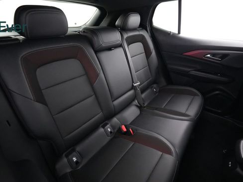 Used 2024 Chevrolet Equinox EV RS FWD image 5