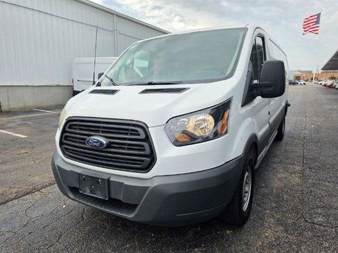 Used 2015 Ford Transit 250 148 Low Roof RWD image 2