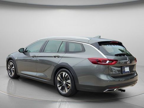 Used 2018 Buick Regal Essence w/ Driver Confidence Package #1 AWD/4WD image 6