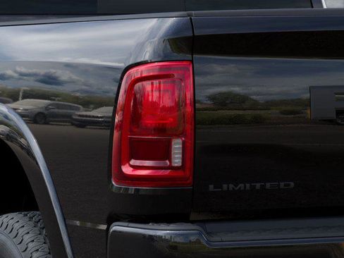 New 2026 RAM 2500 Limited AWD/4WD image 9