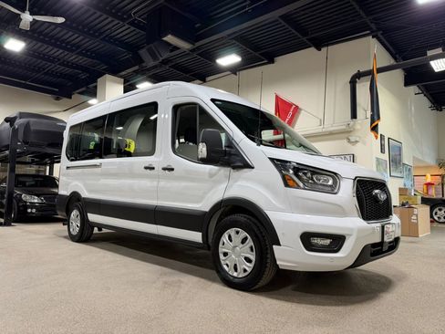 Used 2023 Ford Transit 350 XLT image 6