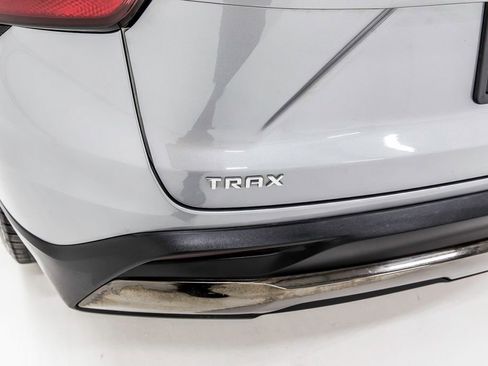 Used 2024 Chevrolet Trax ACTIV image 5