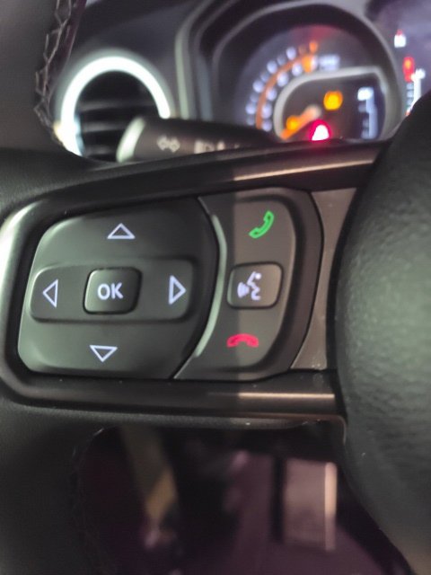 Used 2025 Jeep Gladiator Sport AWD/4WD image 34