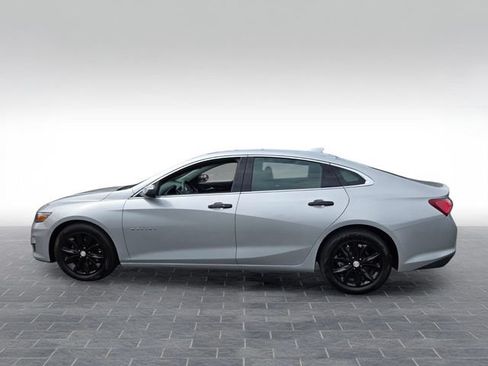Used 2022 Chevrolet Malibu LT FWD image 4