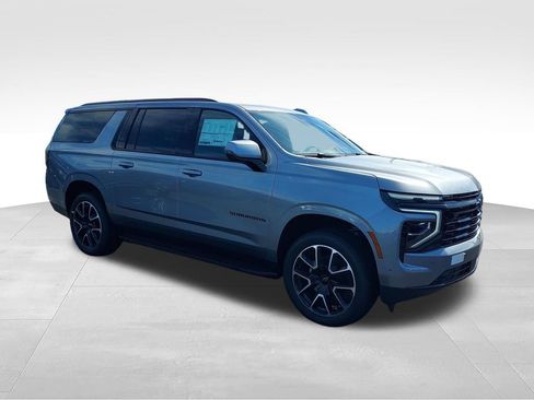 New 2026 Chevrolet Suburban RST w/ Advanced Technology Package AWD/4WD image 7