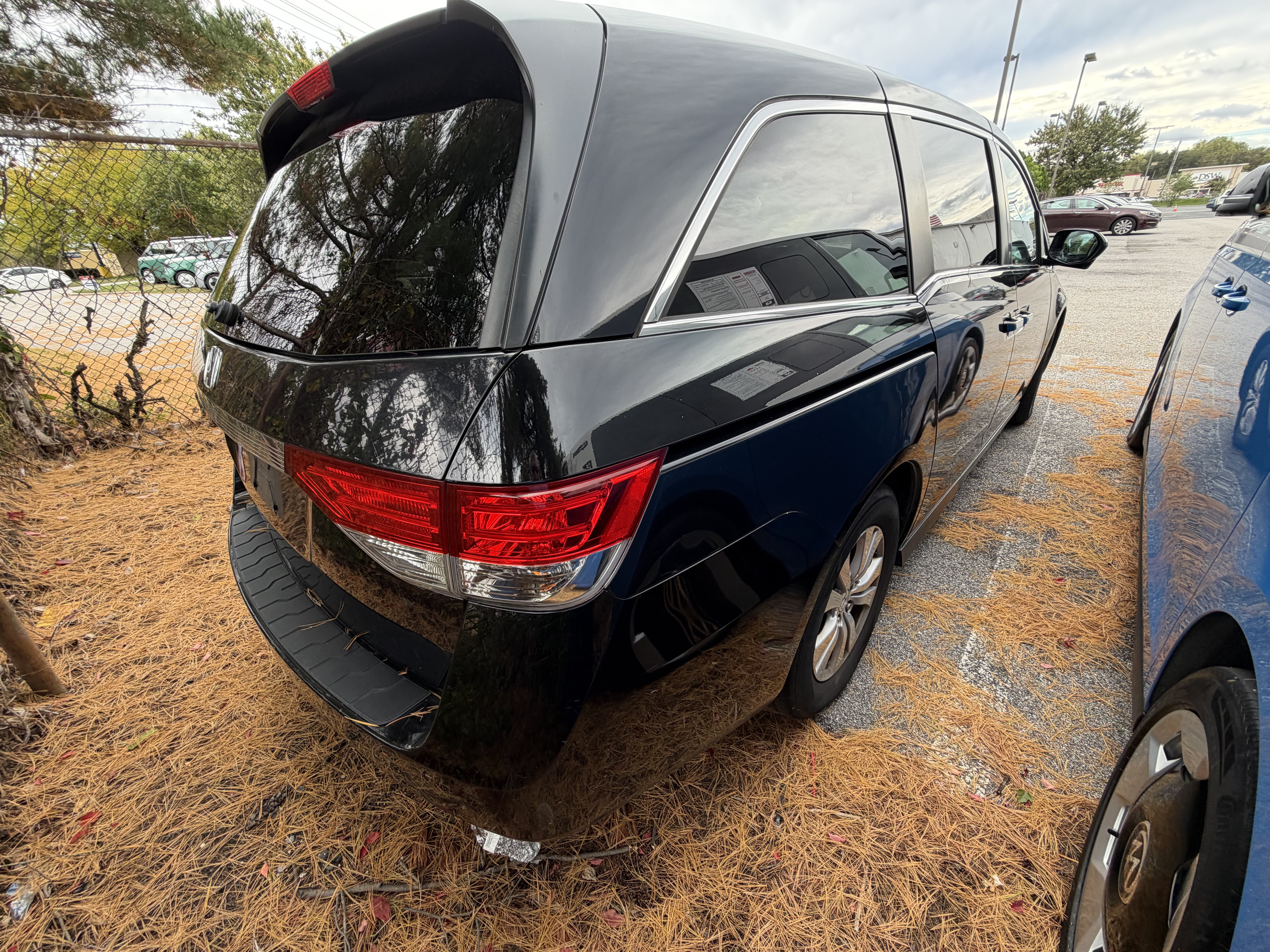 Used 2014 Honda Odyssey EX image 6