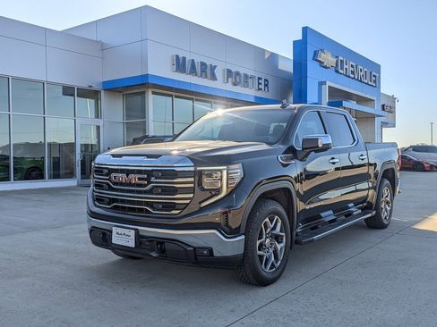 Used 2022 GMC Sierra 1500 SLT w/ X31 Off-Road Package image 1