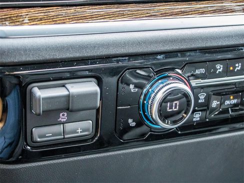 New 2026 GMC Sierra 1500 Elevation image 26