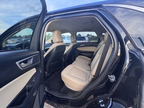 Used 2022 Ford Edge SEL AWD/4WD image 13