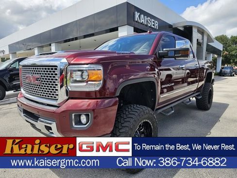 Used 2017 GMC Sierra 2500 Denali w/ Duramax Plus Package image 1