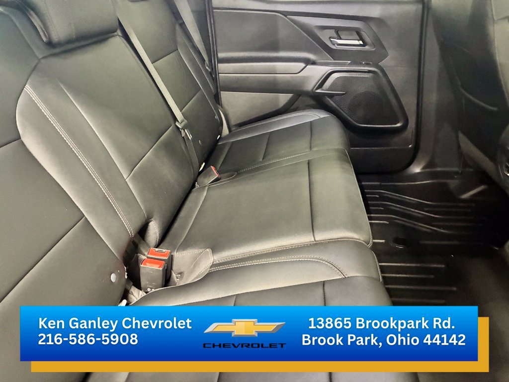 Certified 2024 Chevrolet Silverado EV W/T AWD/4WD image 19
