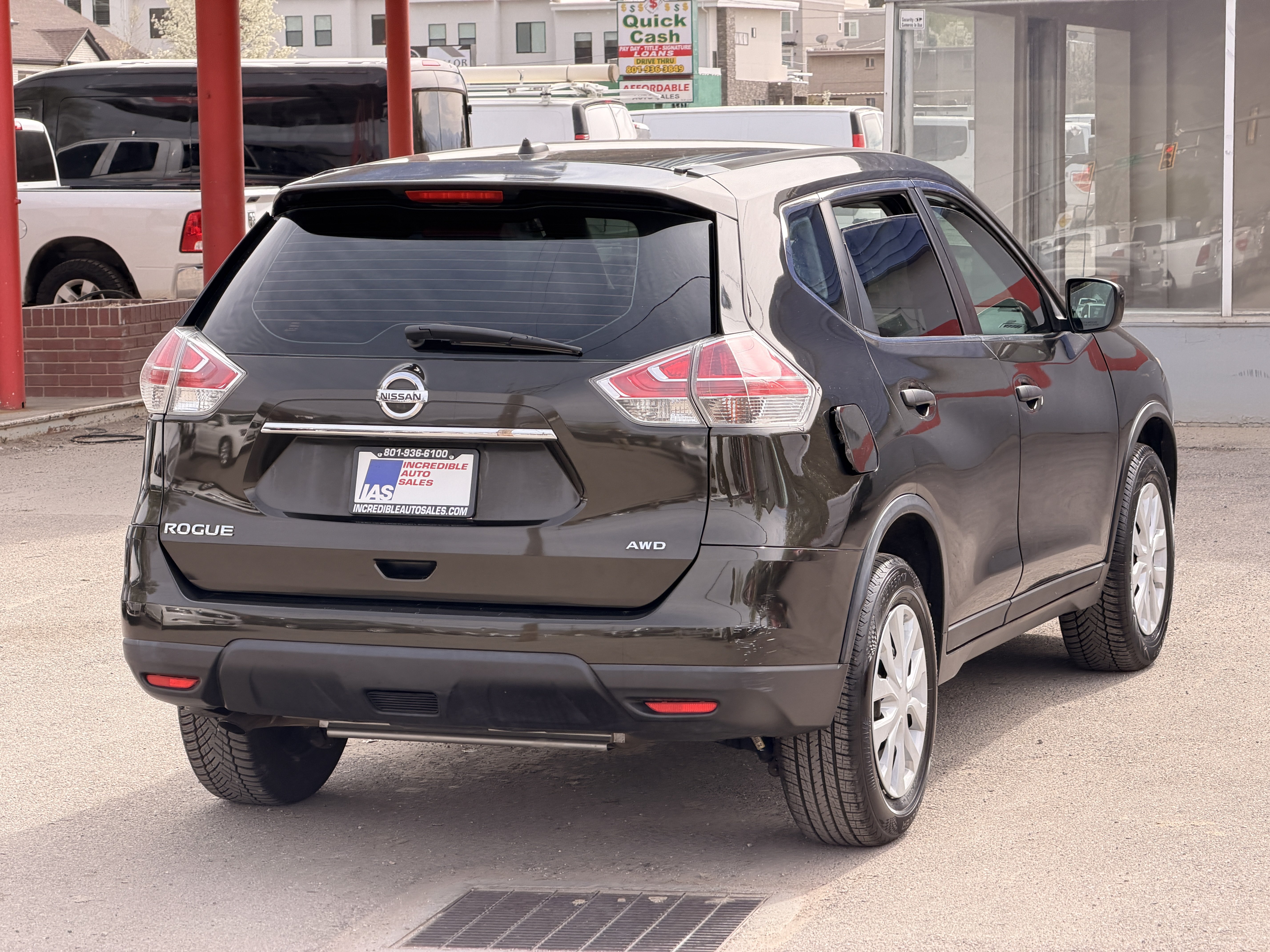 Used 2016 Nissan Rogue S AWD/4WD image 4