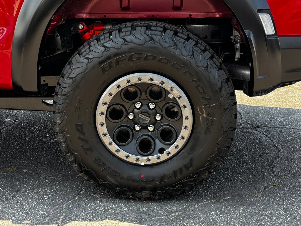 New 2025 Ford F150 Raptor AWD/4WD image 16
