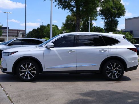 Certified 2025 Acura MDX FWD w/ Technology Package image 3