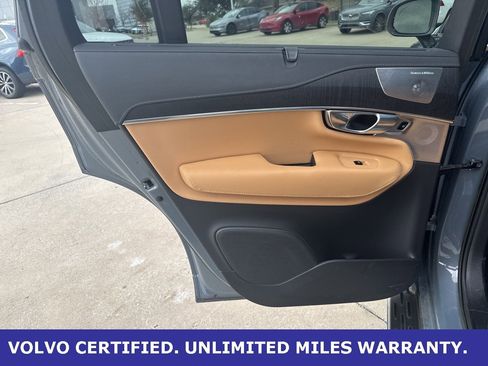 Certified 2023 Volvo XC90 B6 Ultimate image 17