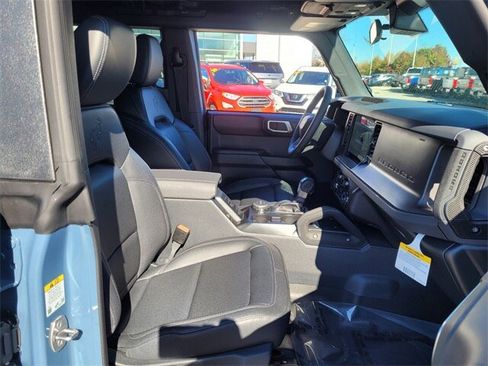 New 2025 Ford Bronco Badlands w/ Sasquatch Package image 14