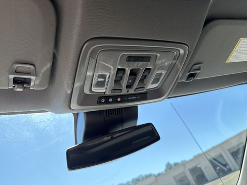 New 2026 GMC Sierra 1500 SLT w/ SLT Premium Package image 28