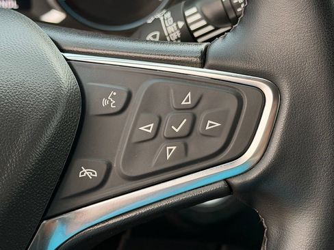 Used 2024 Chevrolet Equinox LT AWD/4WD image 27