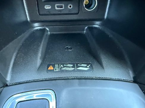 Certified 2021 Chevrolet Equinox Premier w/ Redline Edition AWD/4WD image 30