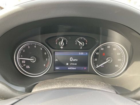 Used 2023 Buick Enclave Essence w/ Sport Touring Edition image 14