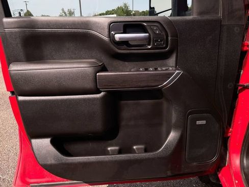 Used 2021 Chevrolet Silverado 2500 LTZ w/ LTZ Plus Package AWD/4WD image 23