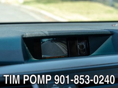 Used 2011 Toyota Sienna XLE w/ Entertainment Pkg FWD image 23