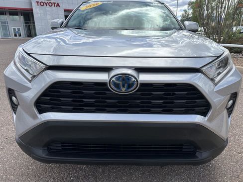 Used 2020 Toyota RAV4 XLE w/ Convenience Package image 12