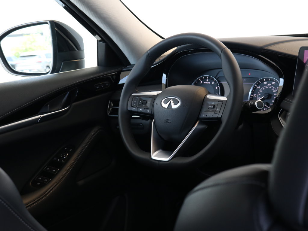 Used 2025 INFINITI QX60 Pure AWD/4WD image 47