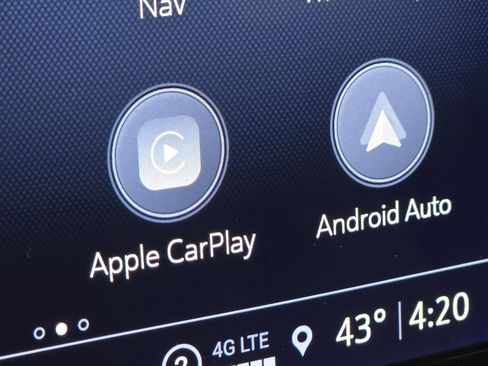 Used 2023 Chevrolet Traverse Premier w/ Redline Edition image 7