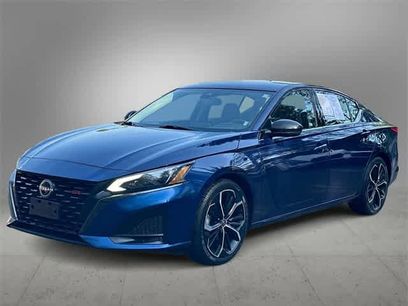 Used 2023 Nissan Altima 2.5 SR