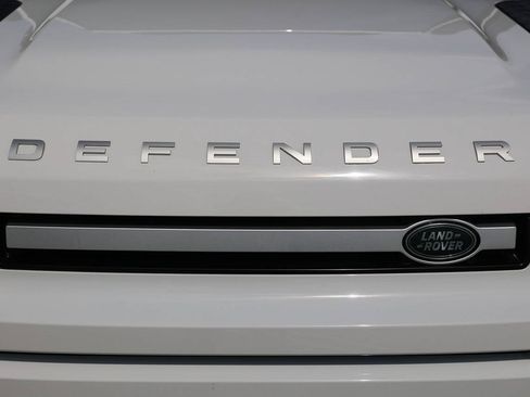 Used 2022 Land Rover Defender 110 SE AWD/4WD image 13