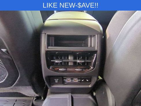 Used 2025 Jeep Grand Cherokee Trailhawk w/ Advanced Protech Group II AWD/4WD image 32