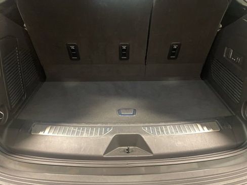 Used 2025 GMC Yukon Denali image 45