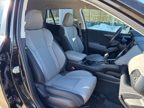 Used 2024 Subaru Outback Premium image 8