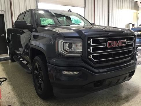 Used 2017 GMC Sierra 1500 SLE w/ SLE Value Package AWD/4WD image 5
