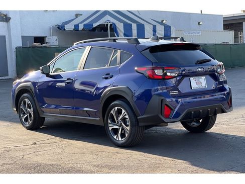 Certified 2025 Subaru Crosstrek 2.0i Premium image 3