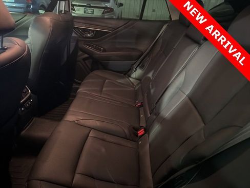 Used 2022 Subaru Outback Limited image 19