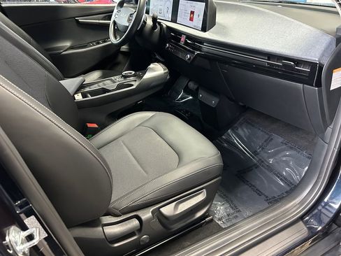 Used 2024 Kia EV6 Light image 27