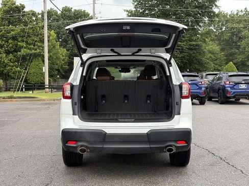 Used 2025 Subaru Ascent Touring AWD/4WD image 15