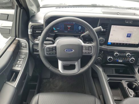 New 2026 Ford F250 Lariat w/ Lariat Premium Package image 15